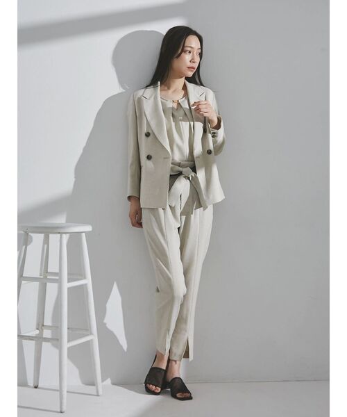 TONAL(トーナル)の「フェイクリネンバイカラーベルトクロップドパンツ(その他パンツ・レディース・ブラウン/ベージュ/ネイビー・SMALL/MEDIUM)」の4枚目の写真