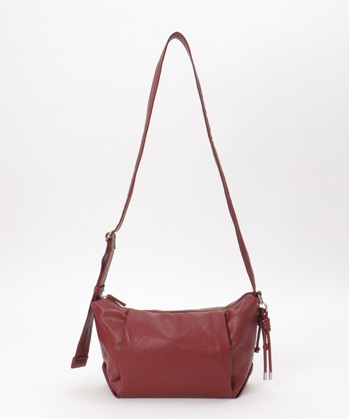 ikka(イッカ)の「撥水合皮ハーフムーンミニショルダーバッグ(ショルダーバッグ・レディース・オリーブ/グリーン/ベージュ/ブラック/ボルドー/ブラウン系その他・FREE)」の8枚目の写真