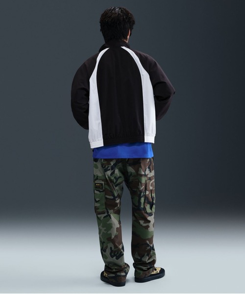 NIKE（ナイキ）の「ナイキ NIKE ナイキSB フルジップ ウーヴン ジャケット（ナイロンジャケット・メンズ・オフホワイト/ブラック・LL/3L/S/M/L）」の13枚目の写真