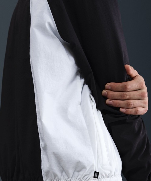 NIKE（ナイキ）の「ナイキ NIKE ナイキSB フルジップ ウーヴン ジャケット（ナイロンジャケット・メンズ・オフホワイト/ブラック・LL/3L/S/M/L）」の15枚目の写真