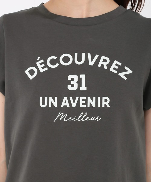 31 Sons de mode（トランテアン　ソン　ドゥ　モード）の「2025春夏新作 ロゴプリントＴシャツ（Tシャツ/カットソー・レディース・チャコールグレー/ホワイト・ﾌﾘ-）」の18枚目の写真