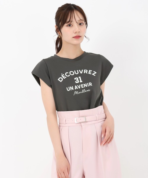 31 Sons de mode（トランテアン　ソン　ドゥ　モード）の「2025春夏新作 ロゴプリントＴシャツ（Tシャツ/カットソー・レディース・チャコールグレー/ホワイト・ﾌﾘ-）」の9枚目の写真