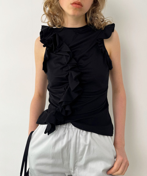 EDIT. FOR LULU（エディットフォールル）の「【naoki tomizuka for LULU】frill blouse tee（タンクトップ・レディース・ブラック/レッド・FREE）」の4枚目の写真