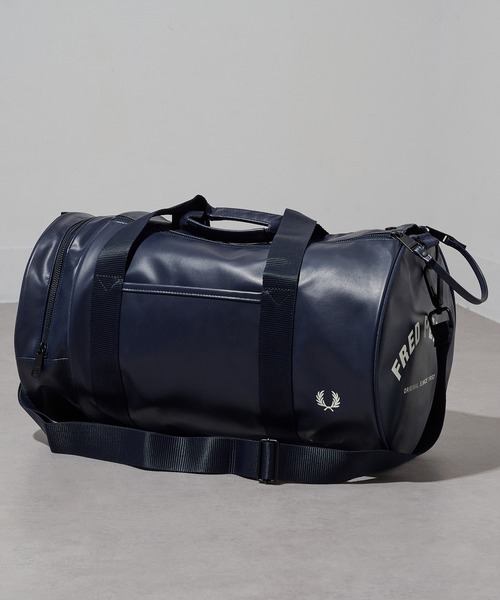 FRED PERRY（フレッドペリー）の「【FRED PERRY】TONAL CLASSIC BARREL BAG バレルバッグ ドラムバッグ 旅行 部活 ジム L7260（ショルダーバッグ・メンズ・ブラック/グリーン/バーガンディー/ネイビー・FREE）」の3枚目の写真