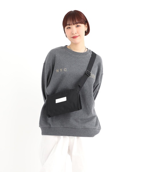 Manhattan Portage（マンハッタンポーテージ）の「EAST RIVER SHOULDER BAG(S) 300P CORDURA ECO SHEEN VOL.2（ショルダーバッグ・レディース・ブラック・X-SMALL）」の3枚目の写真