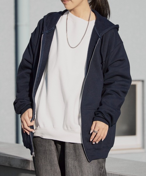 GILDAN（ギルダン）の「Gildan /ギルダン 8.0oz US規格 オーバーサイズ ジップパーカー 無地  裏起毛 ユニセックス フーディ（パーカー・メンズ・ホワイト/グリーン/ネイビー/パープル/オレンジ/ライトブルー/イエロー系その他/レッド/ブラック/グレー/ダークブラウン/グリーン系その他/ロイヤルブルー/マルーン・L/S/M/XL）」の17枚目の写真