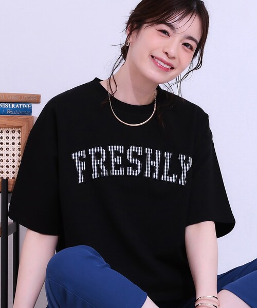 Cutie Blonde(キューティーブロンド)の「◆【S-LL】ゆるっと大人カジュアルに 柄ロゴアソート ミニ裏毛トップス(Tシャツ/カットソー・レディース・ブラック/グレー/オフホワイト・04/01/02/03)」の3枚目の写真