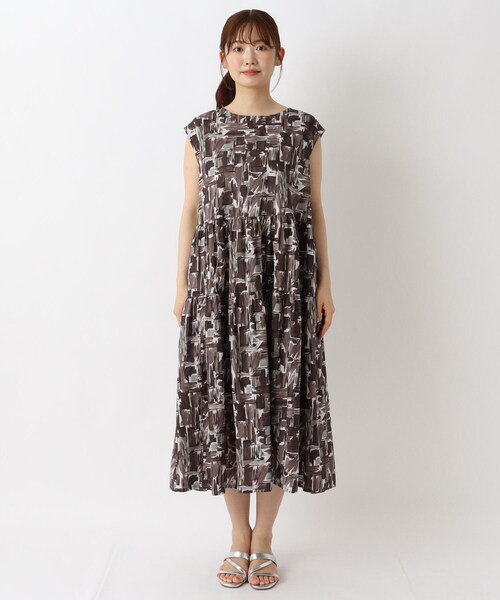 【24SS】MORABITO PRUMIER ノースリーブワンピース　幾何学柄 セール】幾何学柄 ノースリーブティアードワンピース