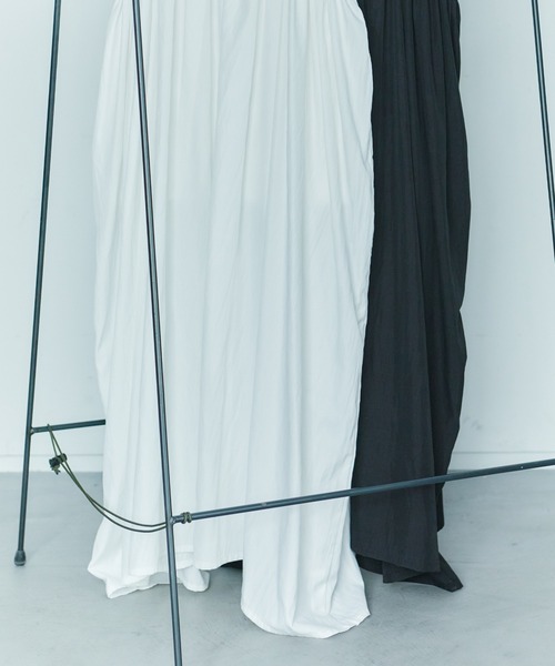 LIENCOEUR(リアンクール)の「ペタルリブドッキングワンピース(ワンピース・レディース・ホワイト/ブラック・FREE)」の8枚目の写真