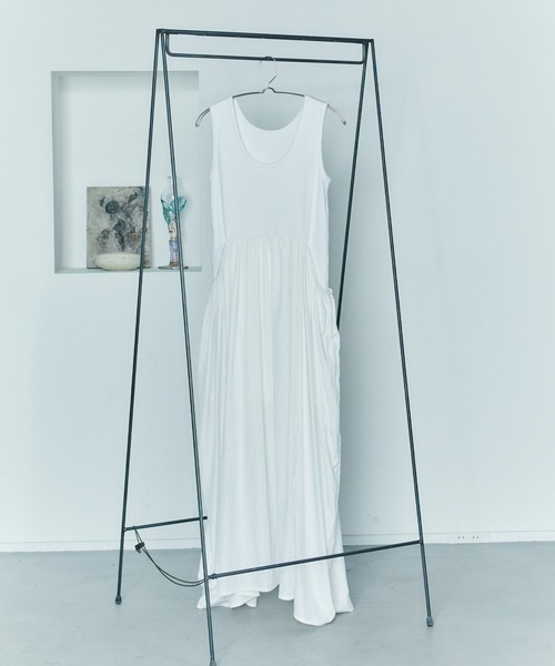 LIENCOEUR(リアンクール)の「ペタルリブドッキングワンピース(ワンピース・レディース・ホワイト/ブラック・FREE)」の10枚目の写真