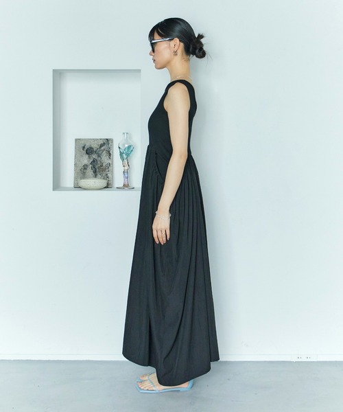 LIENCOEUR(リアンクール)の「ペタルリブドッキングワンピース(ワンピース・レディース・ホワイト/ブラック・FREE)」の13枚目の写真