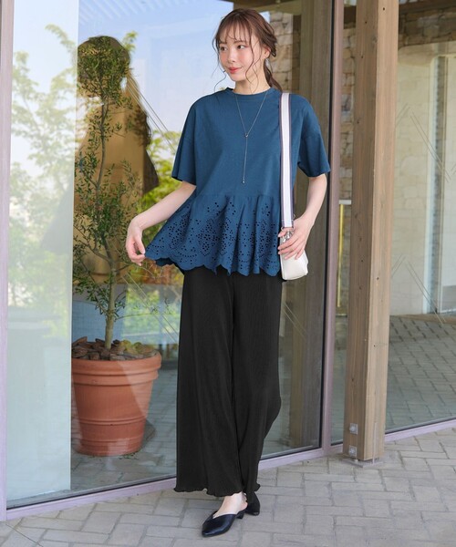 刺繍レースドッキングカットソー 刺繍レースドッキングカットソートップス（Tシャツ/カットソー