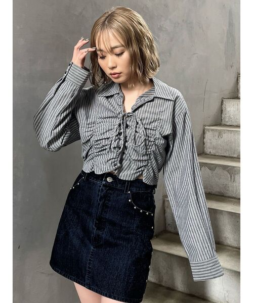 MURUA（ムルーア）の「2WAYギャザーシャツ（シャツ/ブラウス・レディース・グレー/ホワイト/ネイビー・FREE）」の16枚目の写真