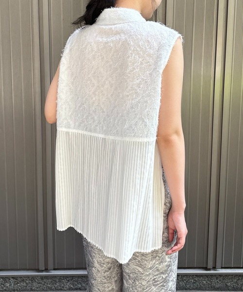 &g'aime(アンジェム)の「【&g'aime】ジャガードバックプリーツブラウス BackPleated Pleated Jacquard Blouse(シャツ/ブラウス・レディース・ホワイト/ブラック・FREE)」の1枚目の写真