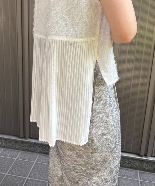 &g'aime(アンジェム)の「【&g'aime】ジャガードバックプリーツブラウス BackPleated Pleated Jacquard Blouse(シャツ/ブラウス・レディース・ホワイト/ブラック・FREE)」の8枚目の写真
