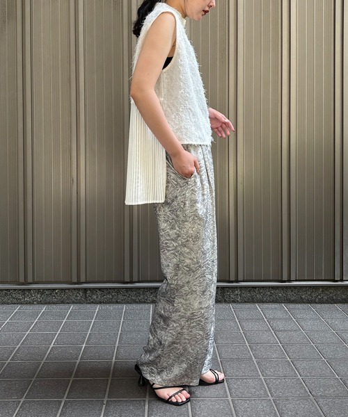 &g'aime(アンジェム)の「【&g'aime】ジャガードバックプリーツブラウス BackPleated Pleated Jacquard Blouse(シャツ/ブラウス・レディース・ホワイト/ブラック・FREE)」の12枚目の写真