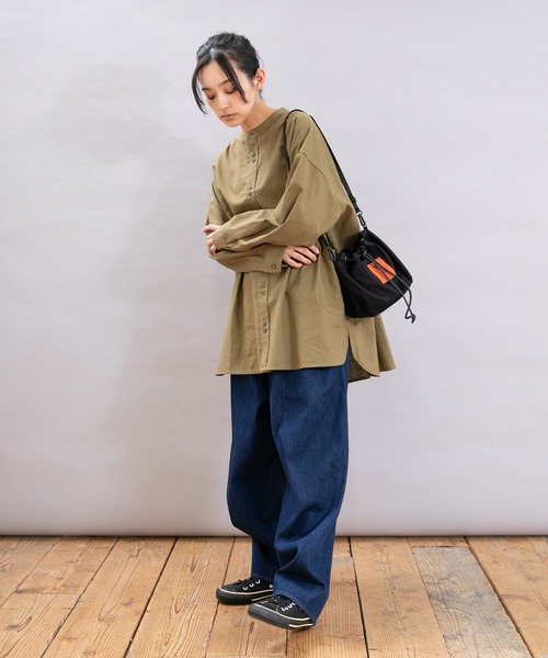 URCH RNA（アーチ アールエヌエー）の「B2903 アトリエチュニックシャツ２（シャツ/ブラウス・レディース・ブラック×ホワイト/ベージュ系その他/オリーブ/ブラウン/ピンク系その他/ブルー系その他・FREE）」の19枚目の写真
