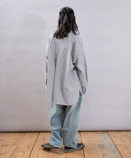 URCH RNA（アーチ アールエヌエー）の「B2903 アトリエチュニックシャツ２（シャツ/ブラウス・レディース・ブラック×ホワイト/ベージュ系その他/オリーブ/ブラウン/ピンク系その他/ブルー系その他・FREE）」の17枚目の写真