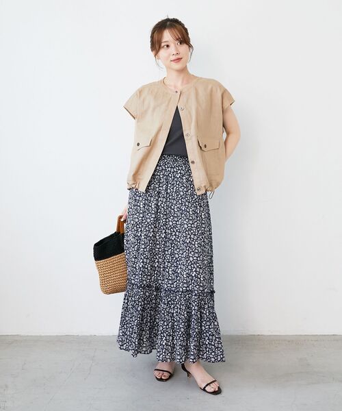 le.coeur blanc（ルクールブラン）の「《手洗い可能》フラワープリントティアードスカート（スカート・レディース・ホワイト系その他/グリーン系その他・38）」の5枚目の写真