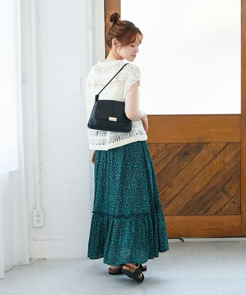 le.coeur blanc（ルクールブラン）の「《手洗い可能》フラワープリントティアードスカート（スカート・レディース・ホワイト系その他/グリーン系その他・38）」の13枚目の写真