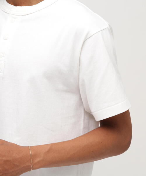 AVIREX(アヴィレックス)の「HENLEY NECK PACK T-SHIRT / ヘンリーネック パック 半袖Tシャツ / AVIREX / アヴィレックス(Tシャツ/カットソー・メンズ・ブラック/グレー/ホワイト・MEDIUM/XX-LARGE/LARGE/X-LARGE)」の21枚目の写真