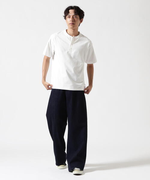 AVIREX(アヴィレックス)の「HENLEY NECK PACK T-SHIRT / ヘンリーネック パック 半袖Tシャツ / AVIREX / アヴィレックス(Tシャツ/カットソー・メンズ・ブラック/グレー/ホワイト・MEDIUM/XX-LARGE/LARGE/X-LARGE)」の5枚目の写真