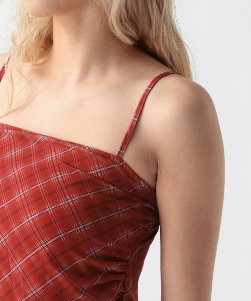 FOREVER 21(フォーエバー トゥエンティーワン)の「【2025SS】カスケードチェックキャミチュニック(チュニック・レディース・ネイビー/レッド・FREE)」の18枚目の写真