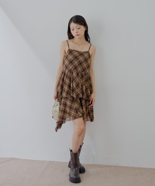 M chico ティアードサイドドロップフリルミニワンピース セール】ティアードサイドドロップフリルミニワンピース