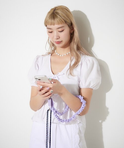 BIRTHDAY BAR(バースデイバー)の「【BEAURE ビュレ】ナイロンギャザーモバイルストラップショルダー(スマホグッズ・レディース・パープル/ブラック/ホワイト・0)」の17枚目の写真