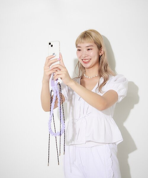 BIRTHDAY BAR(バースデイバー)の「【BEAURE ビュレ】ナイロンギャザーモバイルストラップショルダー(スマホグッズ・レディース・パープル/ブラック/ホワイト・0)」の18枚目の写真