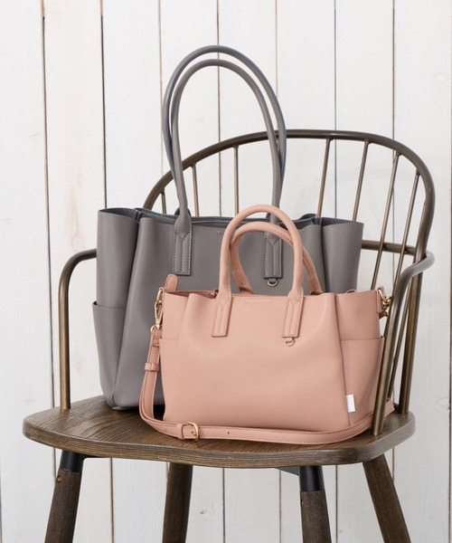 ROOTOTE（ルートート）の「ルートート / LT.A4ワイド.オブロング-A（ビジネスバッグ・レディース・ベージュ/グレー/ブラック・FREE）」の6枚目の写真