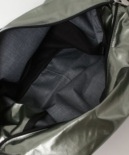 Jack Gomme(ジャックゴム)の「JACK GOMME Paris JOY LIGHT SHOULDER BAG ジャックゴム パリス ジョイ ショルダーバッグ(ショルダーバッグ・レディース・ベージュ系1/グリーン系1・FREE)」の4枚目の写真