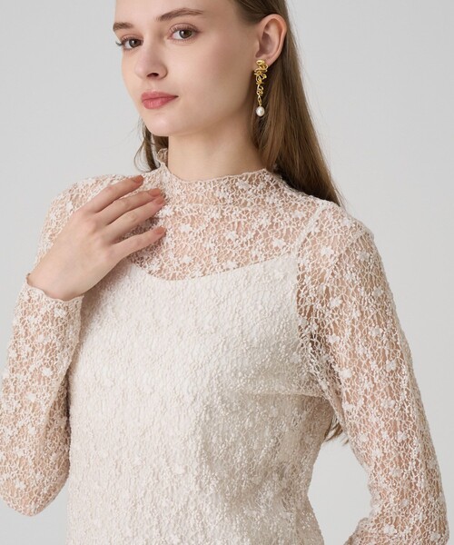 ANAYI（アナイ）の「ストレッチレースモックネック プルオーバー（Tシャツ/カットソー・レディース・ライトベージュ/オフホワイト/ブラック・38/36）」の4枚目の写真