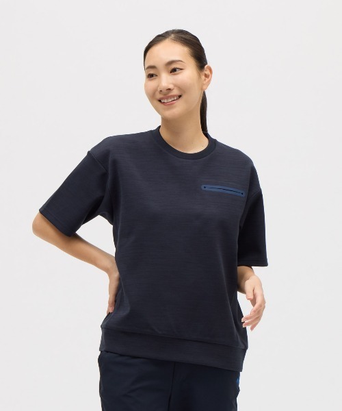 le coq sportif(ルコックスポルティフ)の「【ルコックスポルティフ】吸汗/ストレッチ/UVカットアクティブ半袖スウェット(スウェット・レディース・ネイビー/イエロー/レッド・M/L/S/XL)」の2枚目の写真