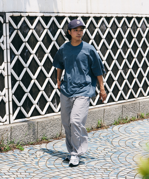 Russell Athletic（ラッセルアスレティック）の「吸水速乾 RUSSELL ATHLETIC 別注 Dri-Power(R) BIG Tシャツ（Tシャツ/カットソー・メンズ・チャコールグレー/ブラック/ライトブルー/ホワイト・SMALL/MEDIUM/LARGE）」の16枚目の写真