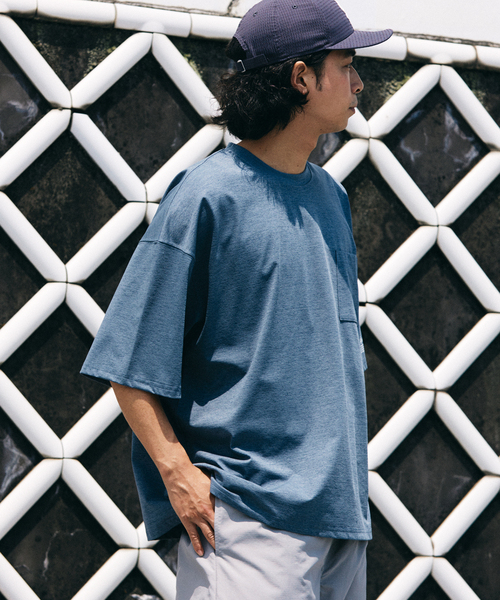 Russell Athletic（ラッセルアスレティック）の「吸水速乾 RUSSELL ATHLETIC 別注 Dri-Power(R) BIG Tシャツ（Tシャツ/カットソー・メンズ・チャコールグレー/ブラック/ライトブルー/ホワイト・SMALL/MEDIUM/LARGE）」の11枚目の写真