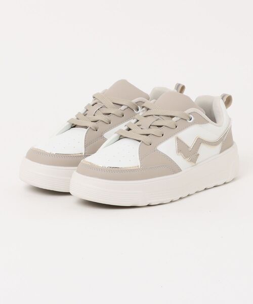 MAD FOOT（マッドフット）の「MADFOOT! マッドフット キッズ ボリュームソールコートスニーカー【軽量/幅広3E】厚底 子供靴 250021（スニーカー・キッズ・ベージュ系その他2/ブラック系その他・23.0cm/24.0cm/21.0cm/22.0cm/20.0cm）」の2枚目の写真