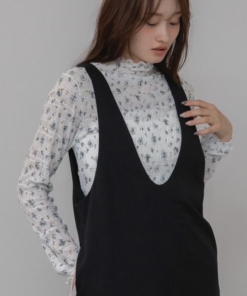 HEILIS(ヘイリス)の「花柄リバティプリントメローカットソー/プリント柄 メロー ハイネック 長袖 カットソー イエロー ホワイト アイボリー 韓国 ガーリー シティガール 春服 秋服 冬服 レイヤード(Tシャツ/カットソー・レディース・オフホワイト/イエロー・FREE)」の2枚目の写真