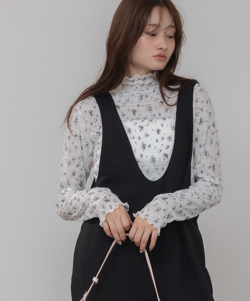 HEILIS(ヘイリス)の「花柄リバティプリントメローカットソー/プリント柄 メロー ハイネック 長袖 カットソー イエロー ホワイト アイボリー 韓国 ガーリー シティガール 春服 秋服 冬服 レイヤード(Tシャツ/カットソー・レディース・オフホワイト/イエロー・FREE)」の21枚目の写真