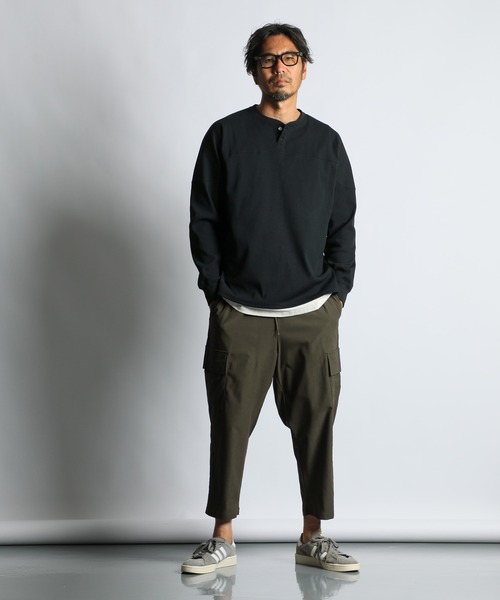 The DUFFER of ST.GEORGE（ザダファーオブセントジョージ）の「「AIR FLEX」SETUP HONEYCOMB HENLEY L/S TEE：機能素材 「エアフレックス」セットアップ ヘンリーネック ロンTEE（Tシャツ/カットソー・メンズ・ブラック/ネイビー・X-LARGE/LARGE/MEDIUM/SMALL）」の6枚目の写真
