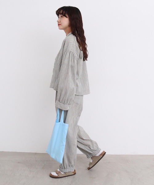 l'atelier du savon(アトリエドサボン)の「●やさしいチェック ちび開襟ブラウス(シャツ/ブラウス・レディース・ブラック/ベージュ・FREE)」の17枚目の写真