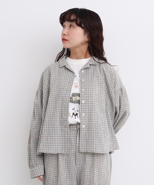 l'atelier du savon(アトリエドサボン)の「●やさしいチェック ちび開襟ブラウス(シャツ/ブラウス・レディース・ブラック/ベージュ・FREE)」の3枚目の写真