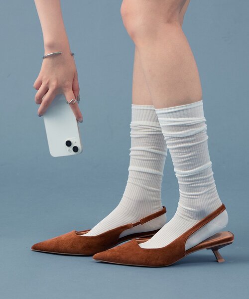mystic(ミスティック)の「ニーハイソックス(ソックス/靴下・レディース・オフホワイト/チャコールグレー・ONE SIZE)」の4枚目の写真