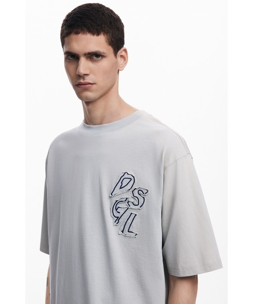 Desigual(デシグアル)の「ミッキーマウスパッチワークTシャツ(Tシャツ/カットソー・メンズ・ブラック・M/L/XL/S/XXL)」の3枚目の写真