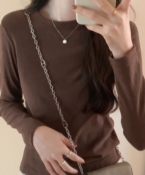 cammie(キャミー)の「シンプルフィットロンT(Tシャツ/カットソー・レディース・ベージュ/ダークグレー/ブラック/ブラウン/ホワイト・LARGE/MEDIUM)」の18枚目の写真
