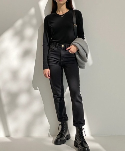 cammie(キャミー)の「シンプルフィットロンT(Tシャツ/カットソー・レディース・ベージュ/ダークグレー/ブラック/ブラウン/ホワイト・LARGE/MEDIUM)」の11枚目の写真