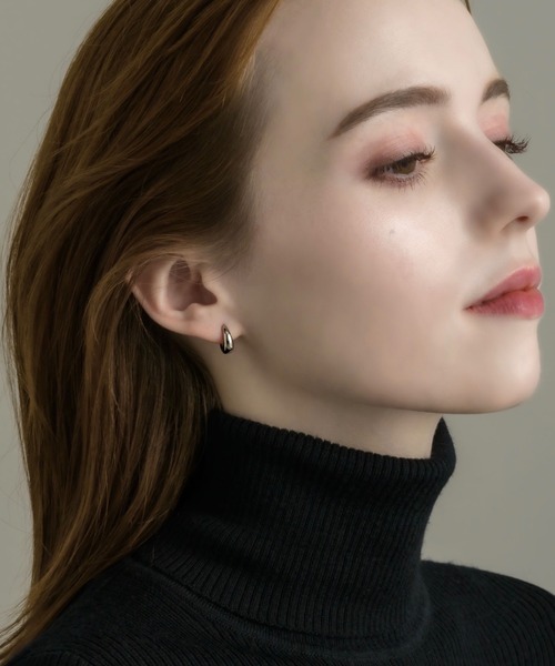 muku(ムク)の「PIERCE/DROP HOOP(ピアス(両耳用)・レディース・シルバー/ゴールド・FREE)」の13枚目の写真