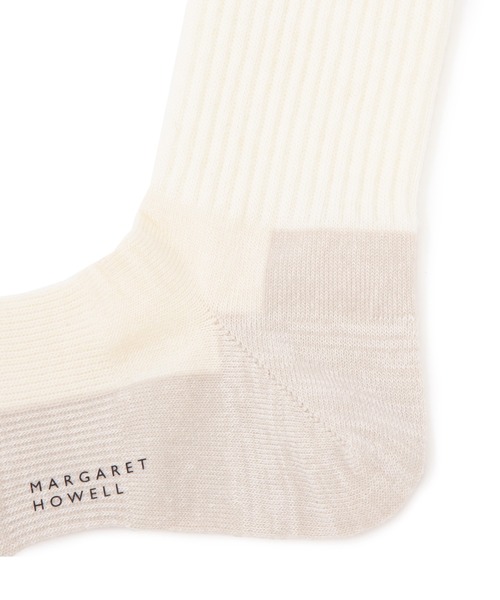 MARGARET HOWELL(マーガレットハウエル)の「WOOLEN BREATH THERMO SOCKS(ソックス/靴下・メンズ・ホワイト系その他2/グレー系その他3・-)」の3枚目の写真