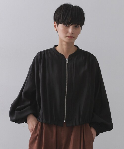 OPAQUE.CLIP（オペークドットクリップ）の「シアーランタンスリーブブルゾン【洗濯機洗い可】（ブルゾン・レディース・ブラック/アイボリー・42/40/38）」の16枚目の写真