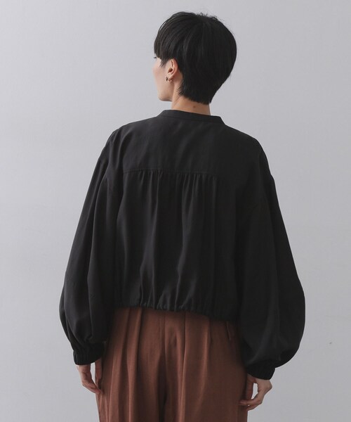 OPAQUE.CLIP（オペークドットクリップ）の「シアーランタンスリーブブルゾン【洗濯機洗い可】（ブルゾン・レディース・ブラック/アイボリー・42/40/38）」の18枚目の写真